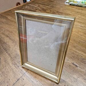Gold vintage Metal 5x7 Picture Frame